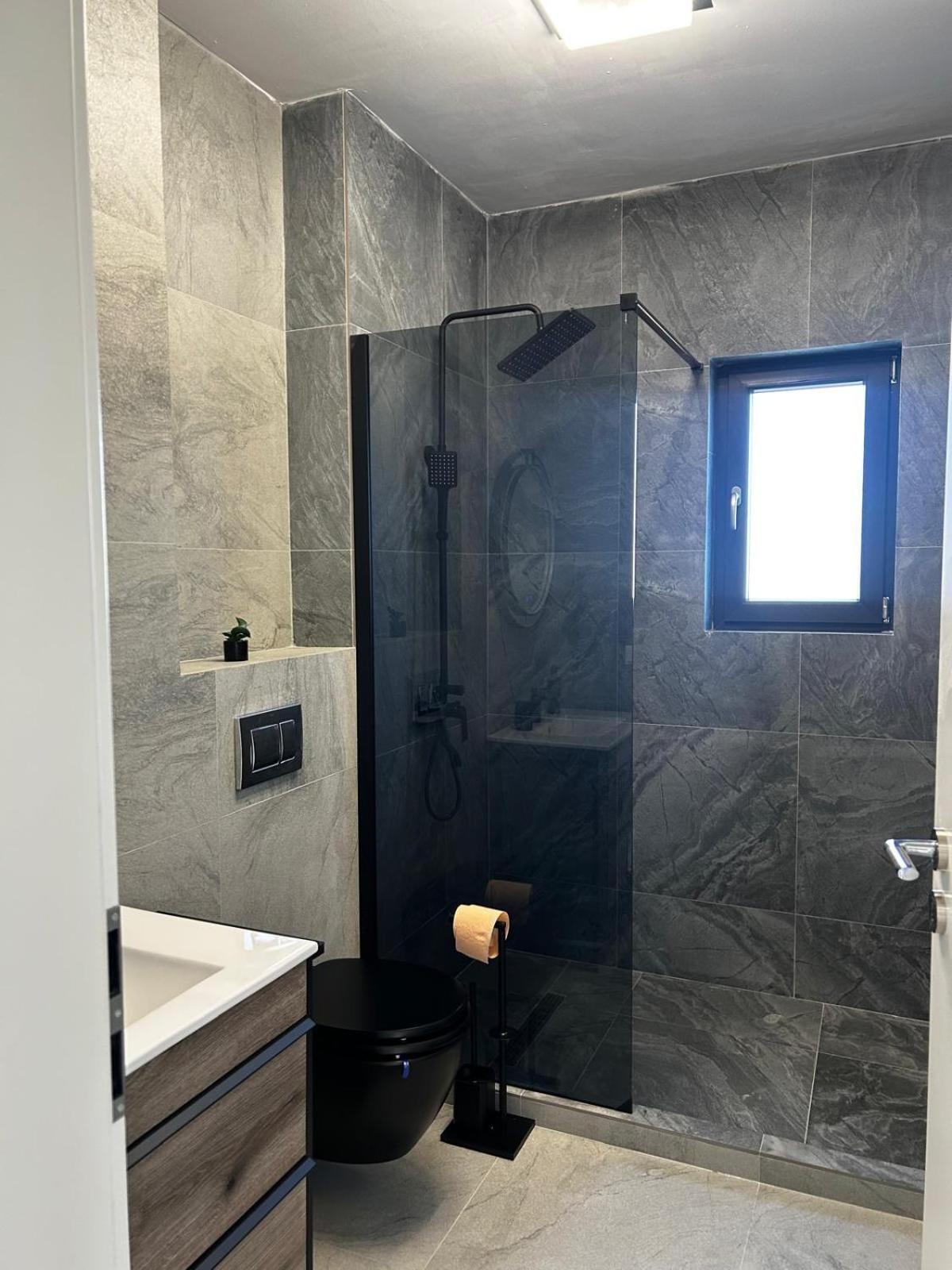 K&K Apartements Craiova Bagian luar foto