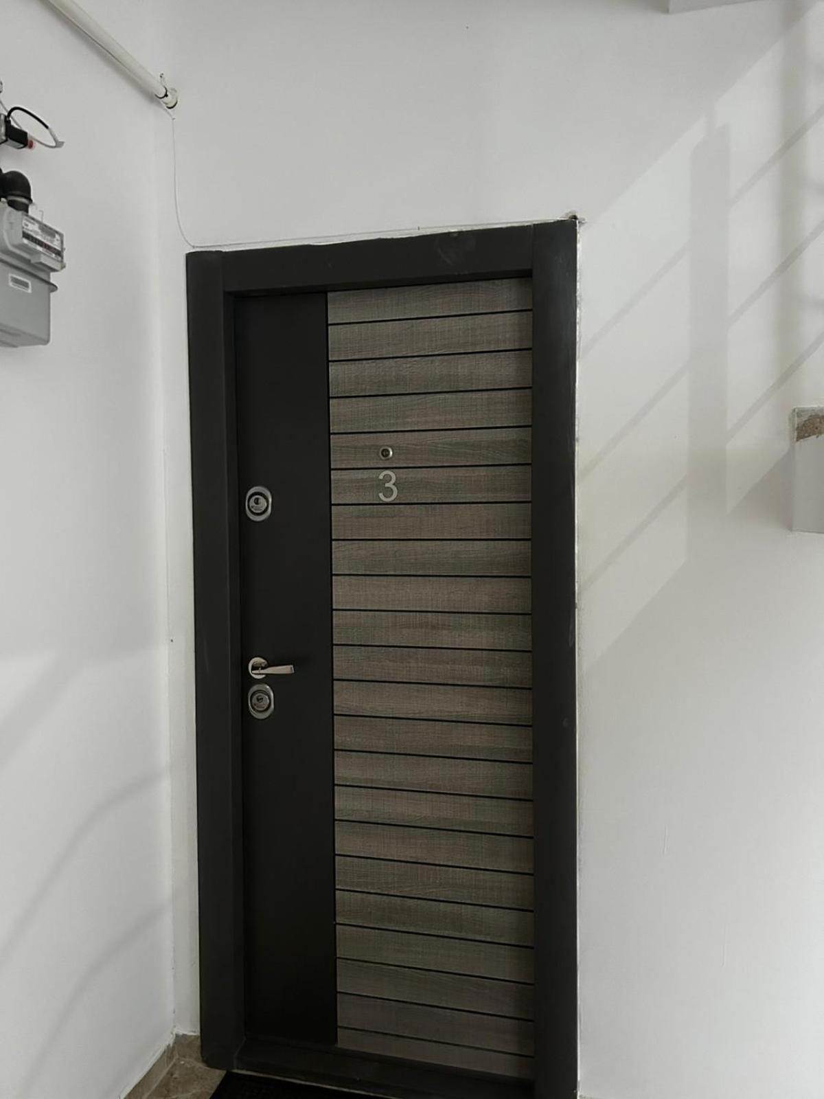 K&K Apartements Craiova Bagian luar foto