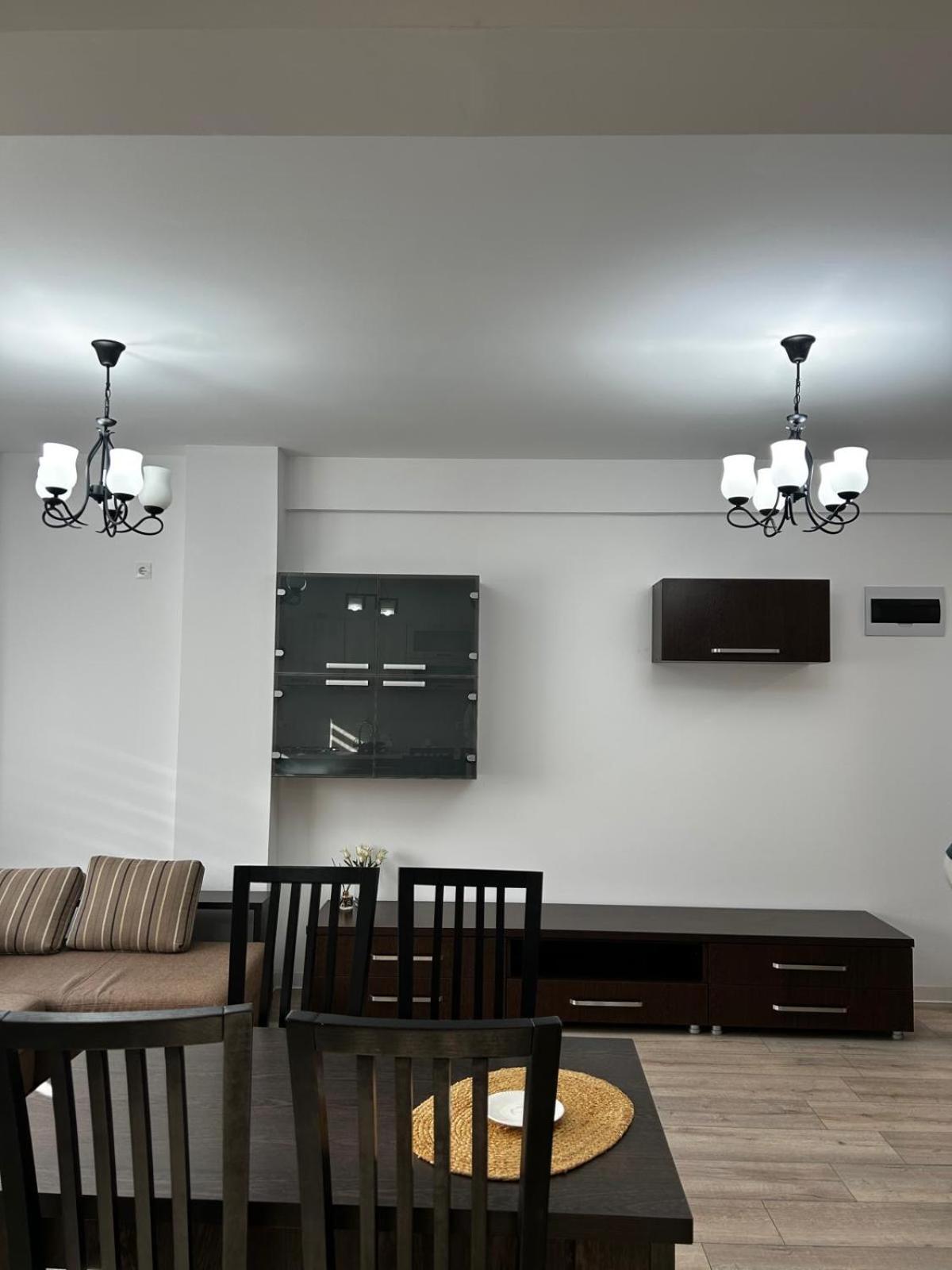 K&K Apartements Craiova Bagian luar foto